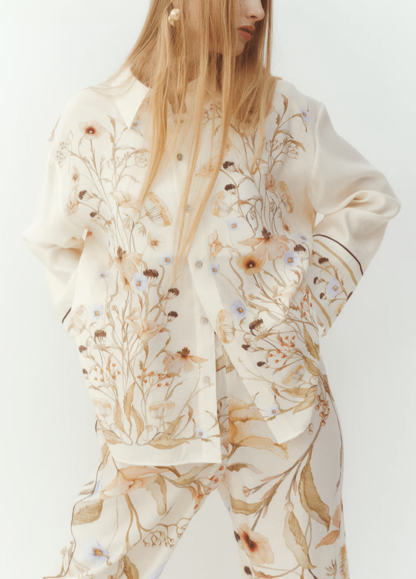 done-unizera-women-s-floral-pattern-shirt-with-rolled-edge-design-long-pants-temperament-spring-new-pants-done-unizera-women-s-floral-pattern-shirt-with-rolled-edge-design-long-pants_7df690bc-147c-4d4c-b1c4-6904fb685186.png