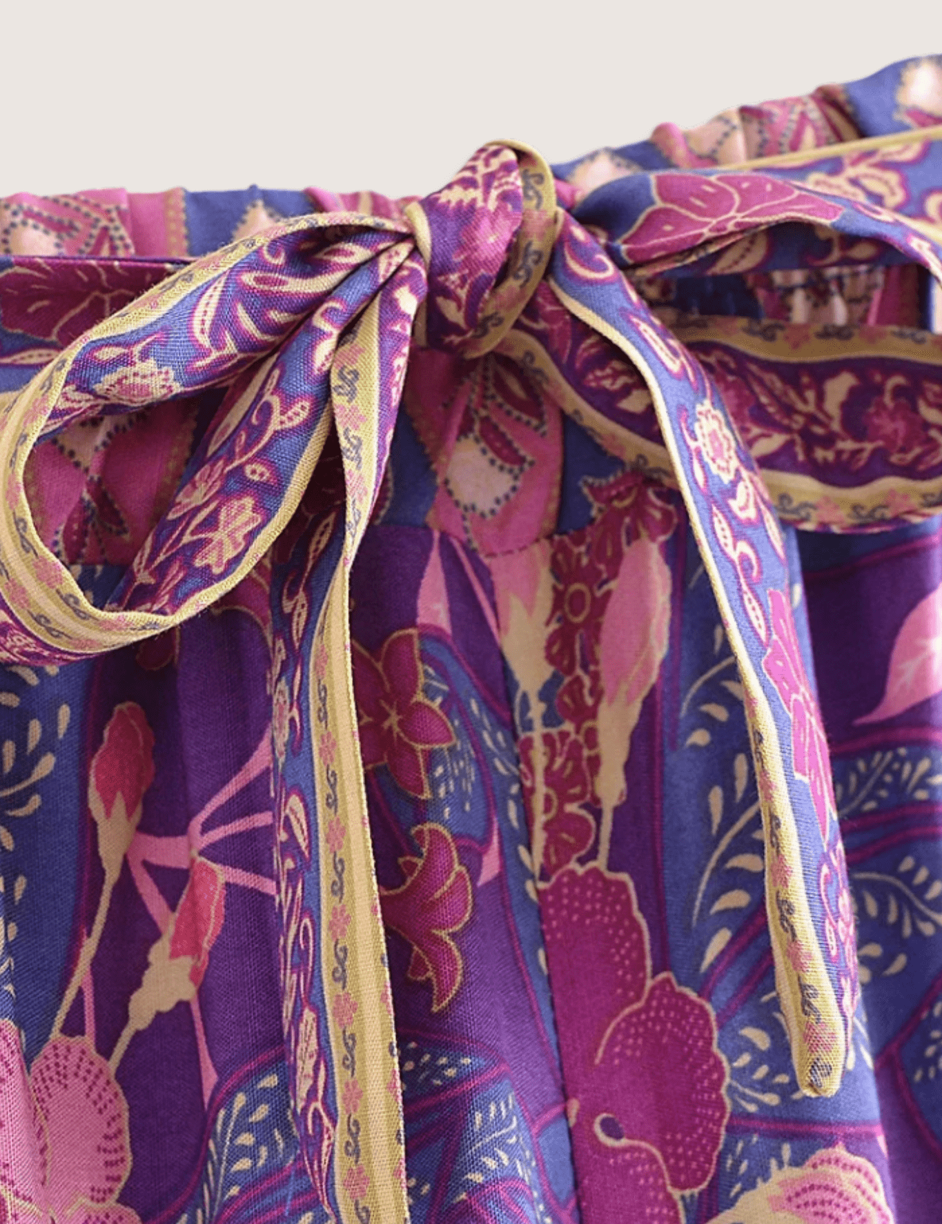 ensemble-kimono-court-et-pantalon-violet-fleuri-ensemble-kimono-court-et-pantalon-violet-fleuri-1182005745.png