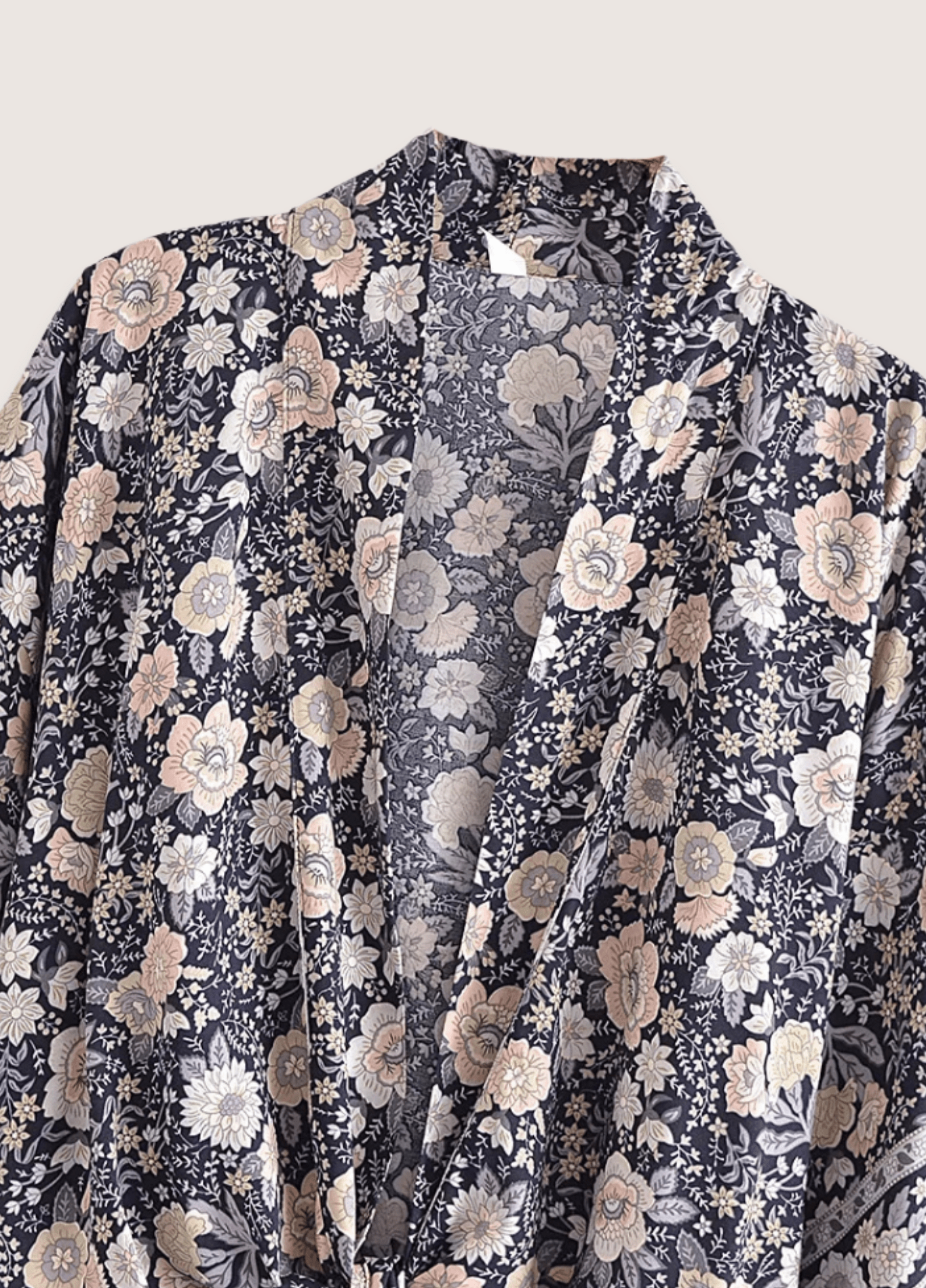Kimono court fleuri gris et rose | Sango
