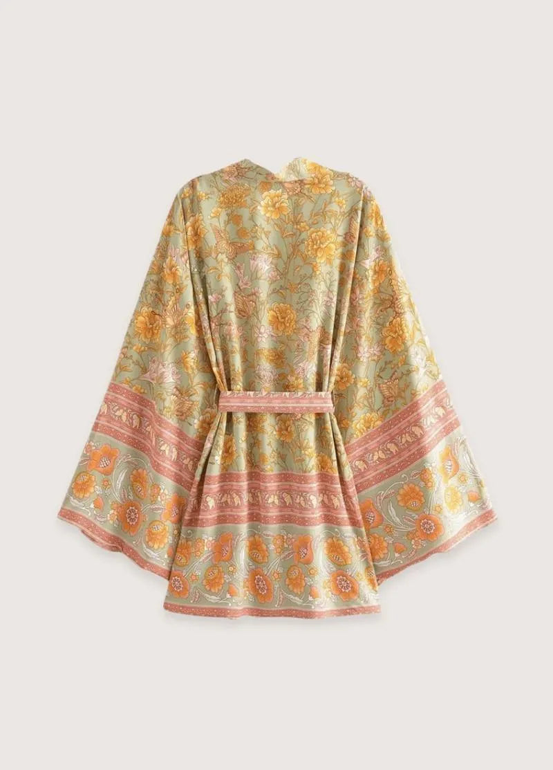 Kimono court femme orange fleuri - Élégant & raffiné-Kimikono