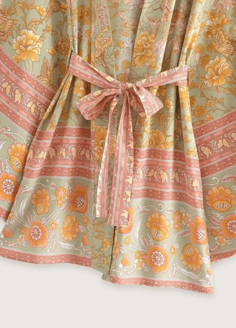 Kimono court femme orange fleuri - Élégant & raffiné-Kimikono