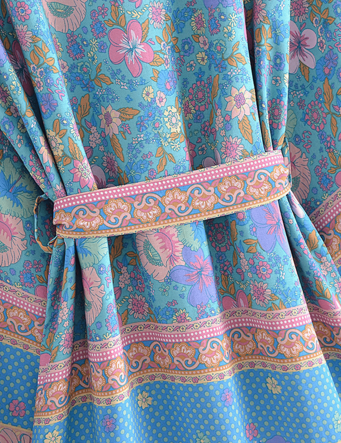 kimono-court-fleuri-bleu-et-rose-46713868255537.png