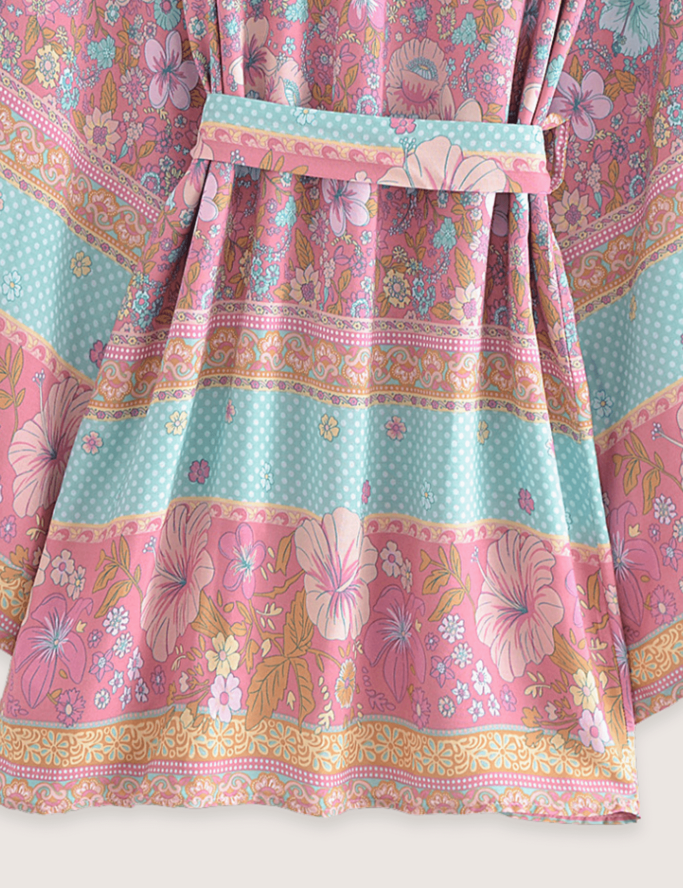 kimono-court-fleuri-rose-et-bleu-46714021445937.png