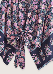 Kimono plage court fleuri rose et bleu nuit | Tsubaki