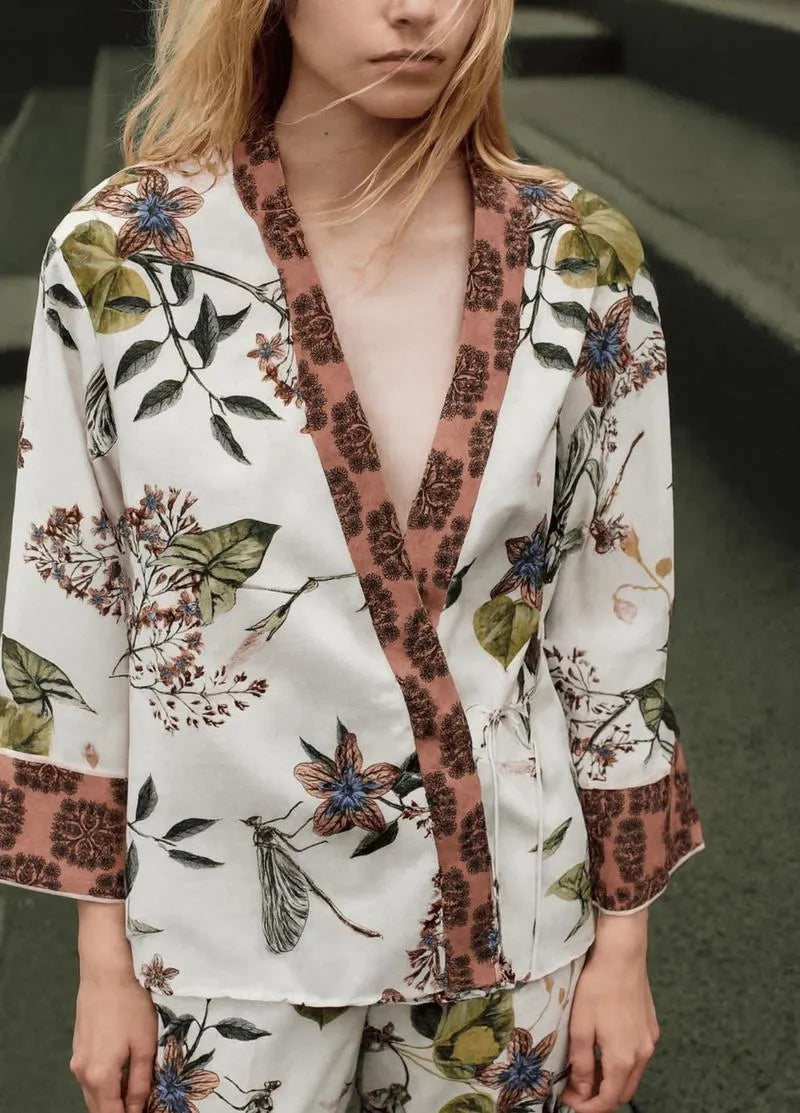 Kimono femme japonais court - Élégance florale-Kimikono