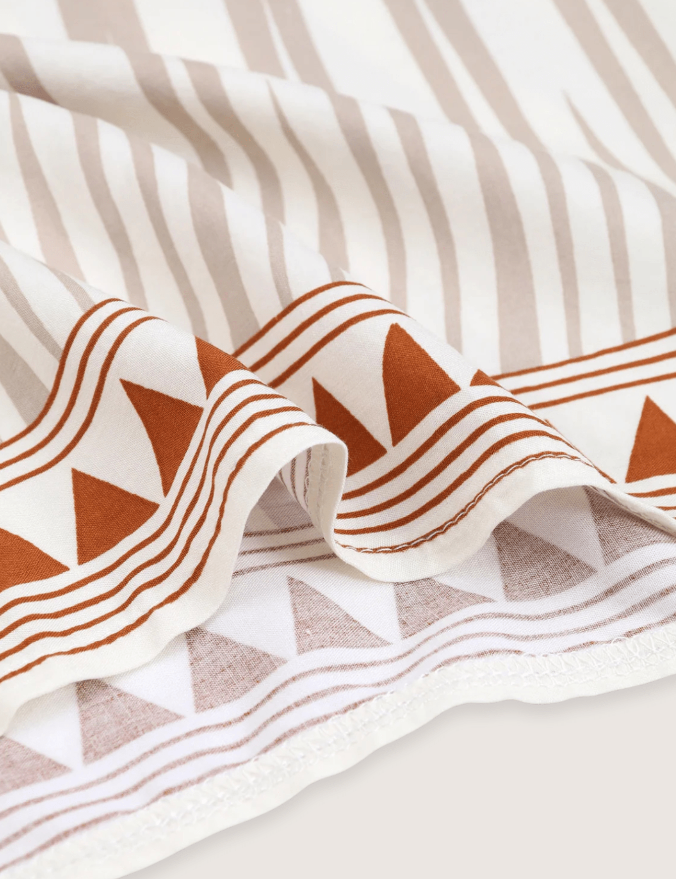 kimono-long-beige-a-motif-geometrique-tribal-kimono-long-beige-a-motif-geometrique-tribal-beige-unique-48085397766449.png