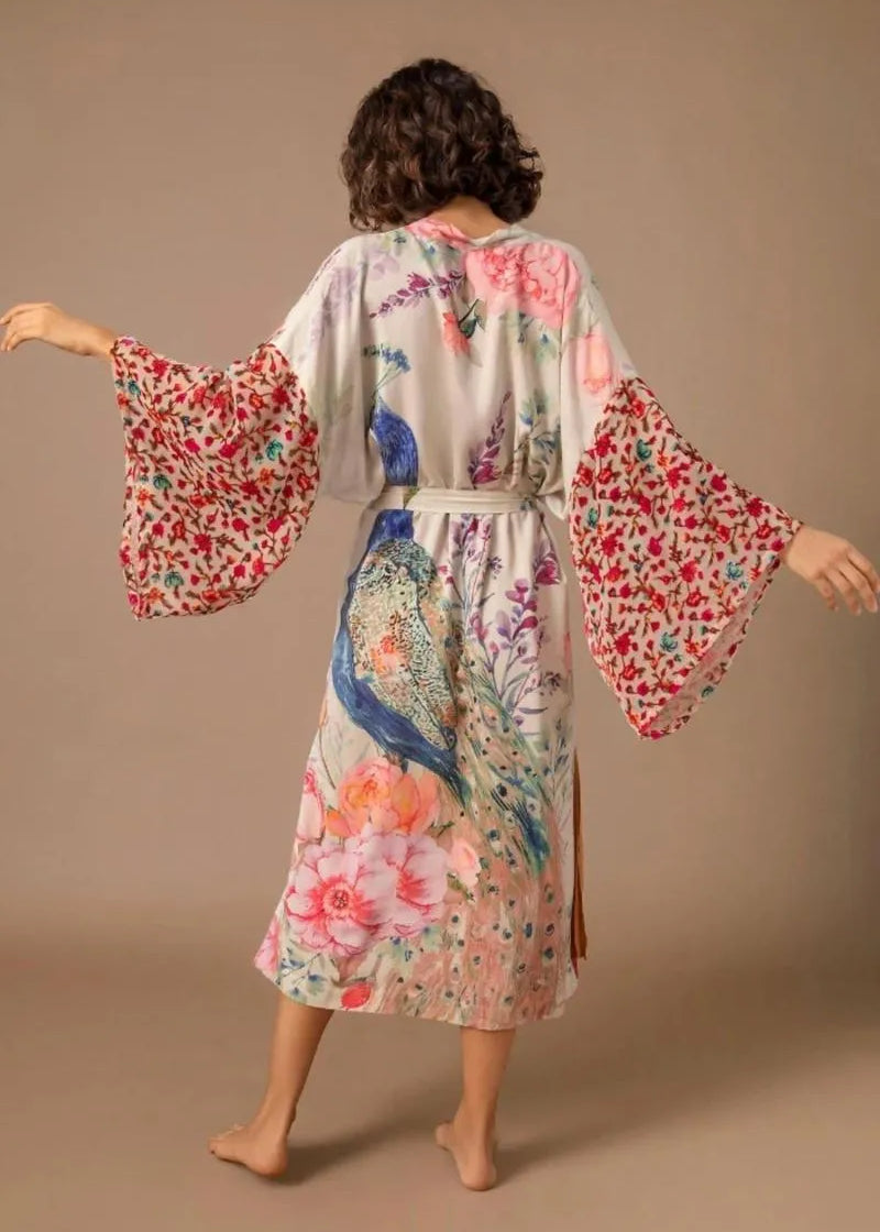 Kimono long blanc femme - Élégance traditionnelle-Kimikono