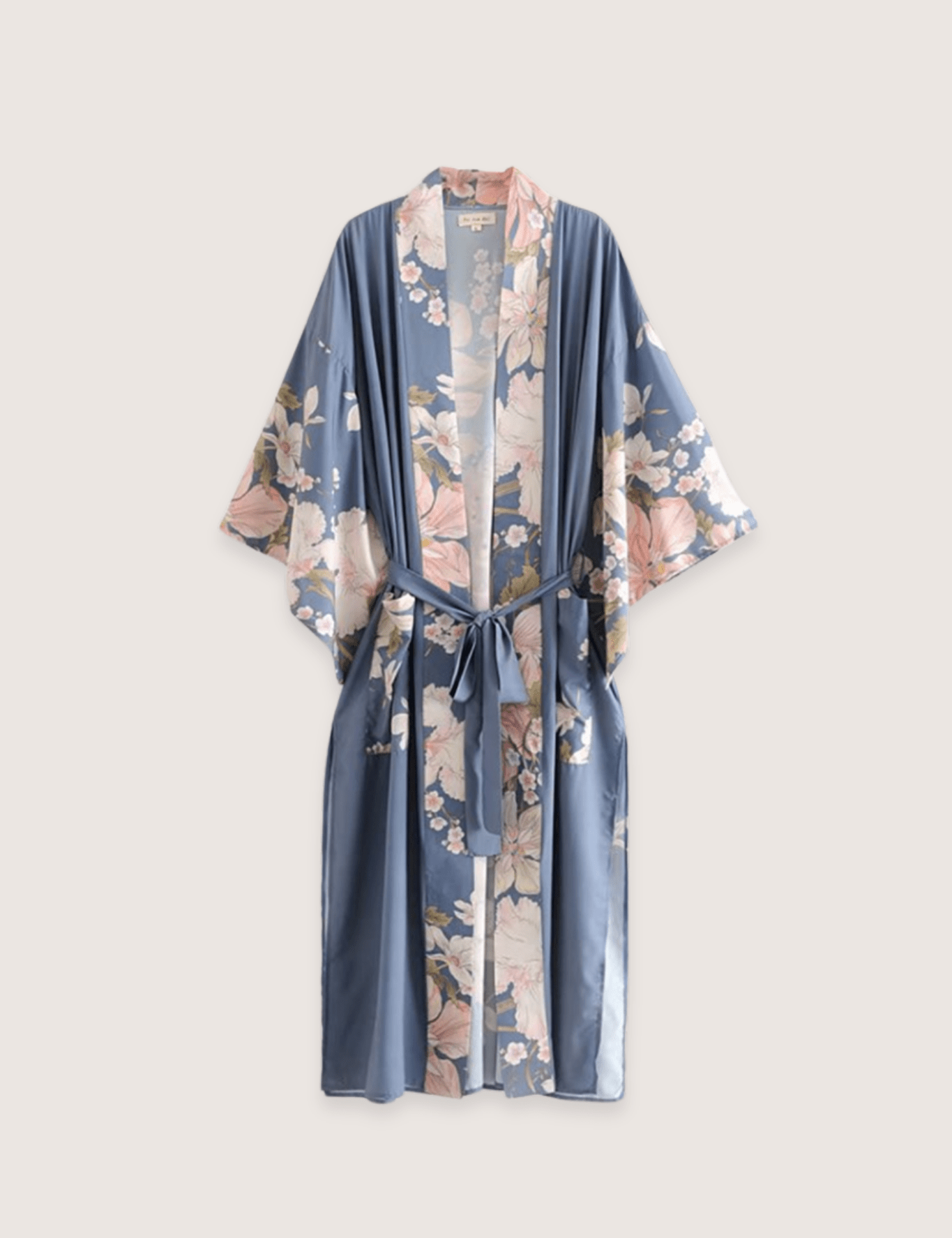 kimono-long-bleu-pale-a-motif-fleuri-et-paon-bleu-s-46695442678065.png