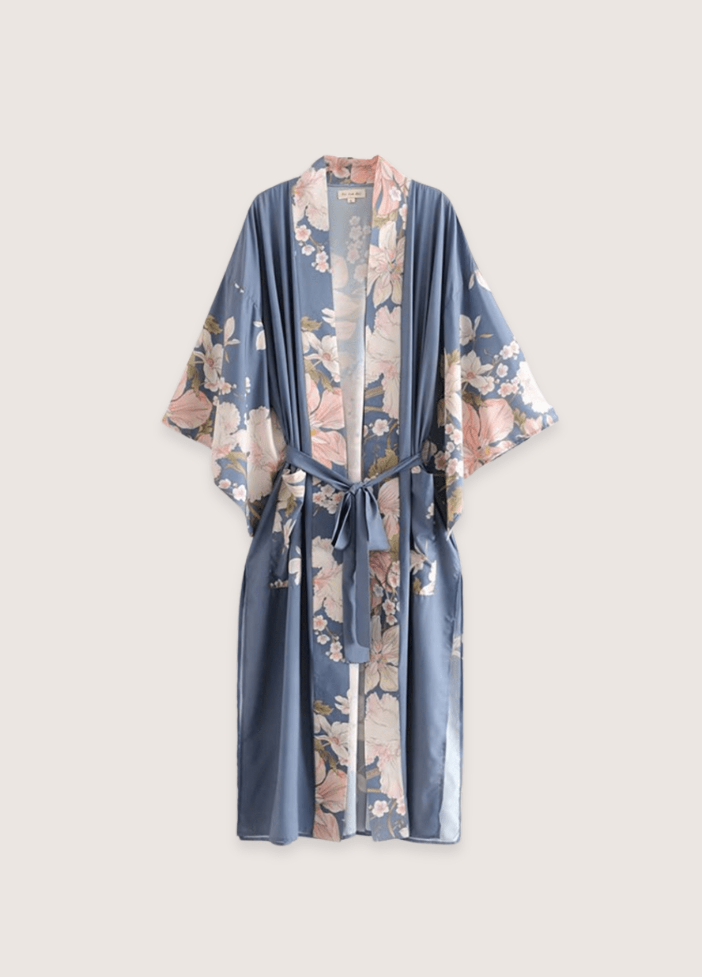 kimono-long-bleu-pale-a-motif-fleuri-et-paon-bleu-s-46695442678065.png