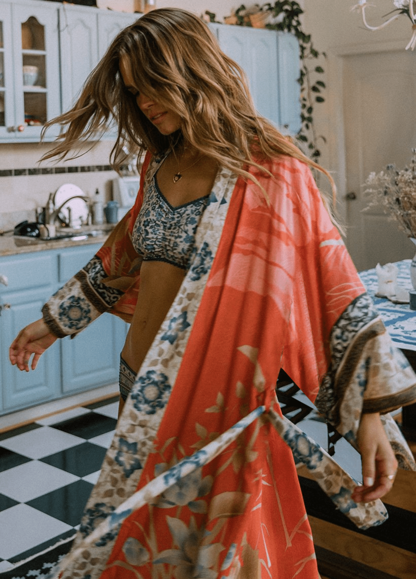 kimono-long-grue-orange-orange-unique-46580024738097.png
