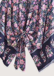 Kimono plage court fleuri rose et bleu nuit - Raffiné-Kimikono