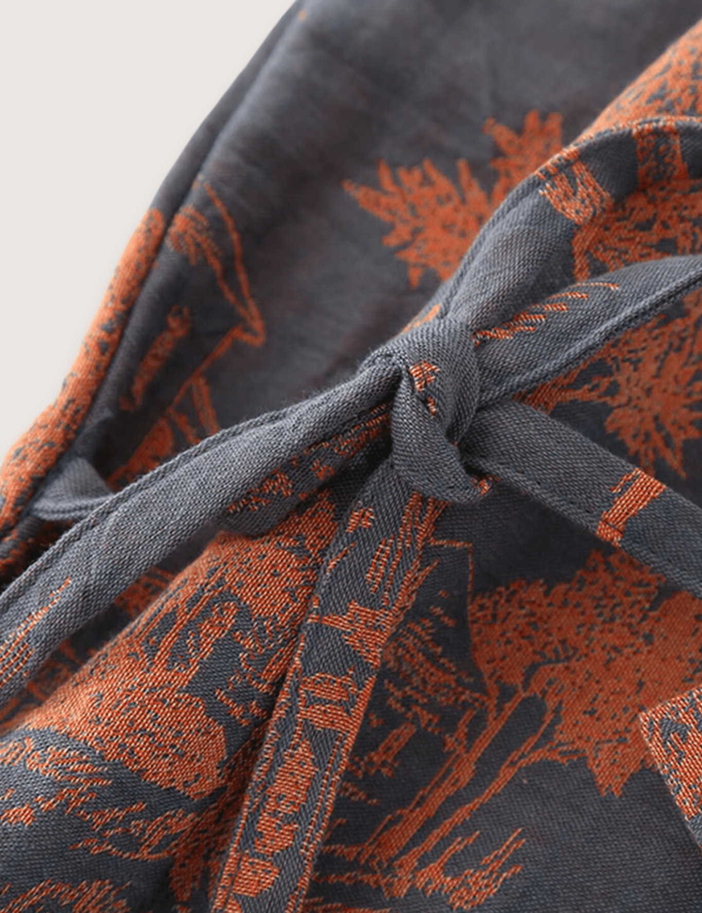 peignoir-kimono-bleu-homme-ukiyo-peignoir-kimono-bleu-homme-ukiyo-47876148625713_a8f5ff29-c4db-413e-93ec-cc7a386f1e19.png