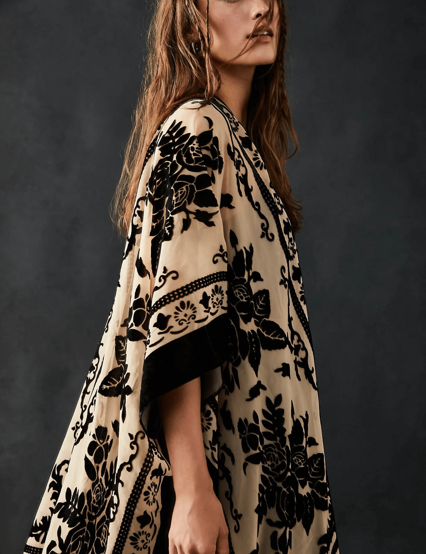 veste-kimono-creme-et-noir-creme-noir-46690593145137.png