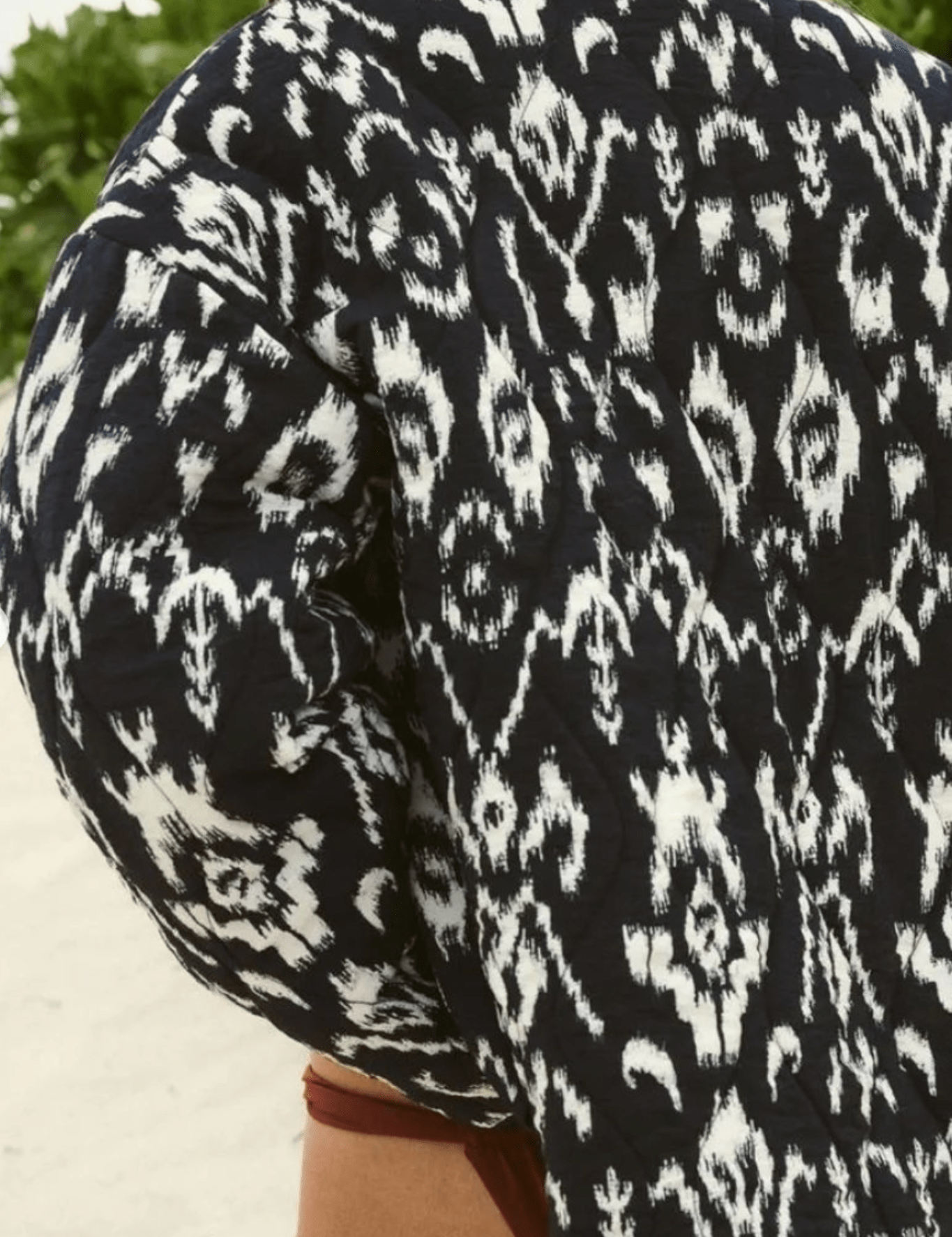 veste-kimono-noir-et-blanc-ikat-veste-kimono-noir-et-blanc-ikat-47041108115761.png